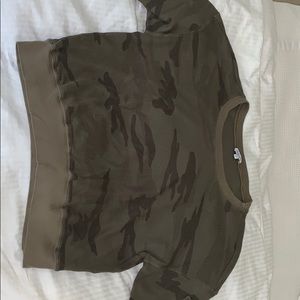 Splendid long sleeve camo shirt. Worn once